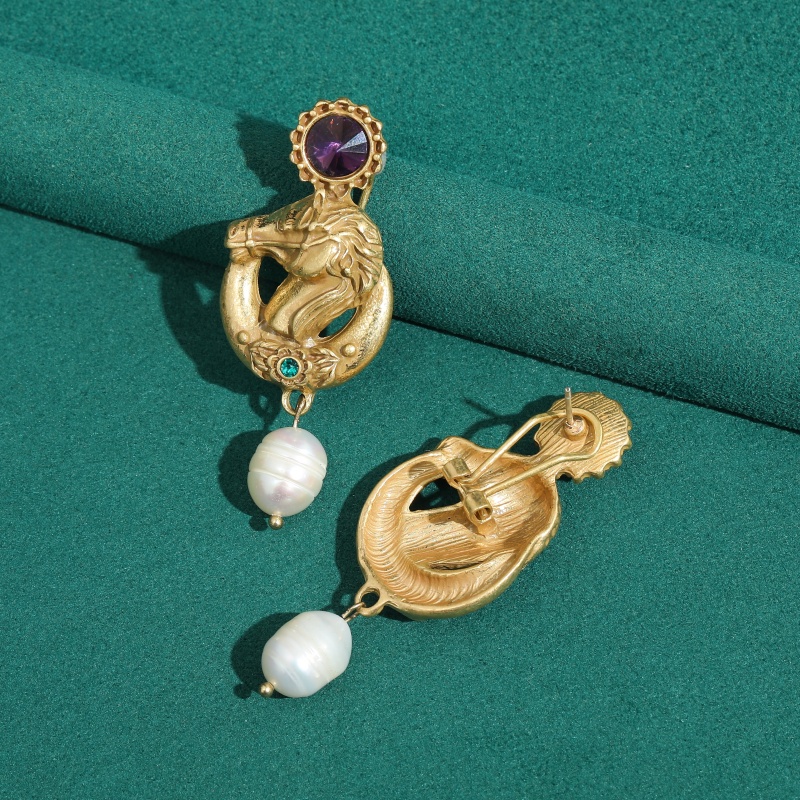 Vintage Mor Kristal At Kafası  - Vintage Fashion Jewelry Brands incelemesi ve fiyatı