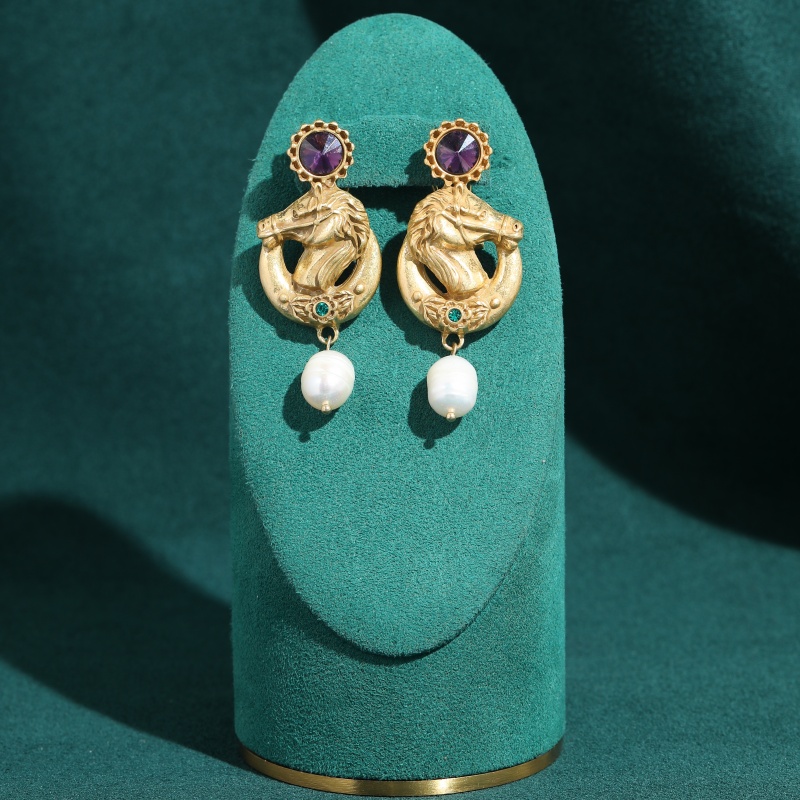 Vintage Mor Kristal At Kafası  - Vintage Fashion Jewelry Brands incelemesi ve fiyatı